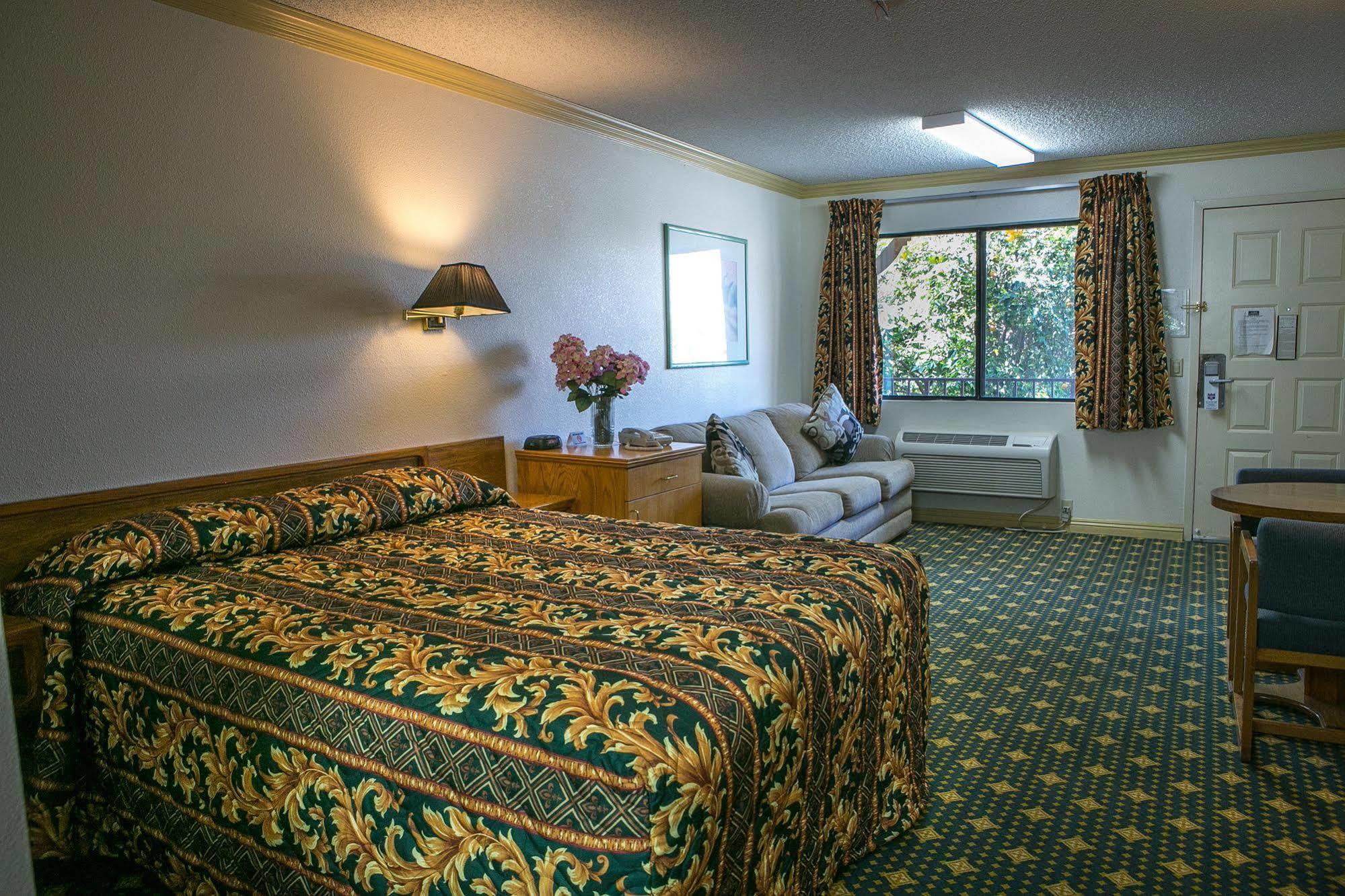 Regency Inn Norco Εξωτερικό φωτογραφία